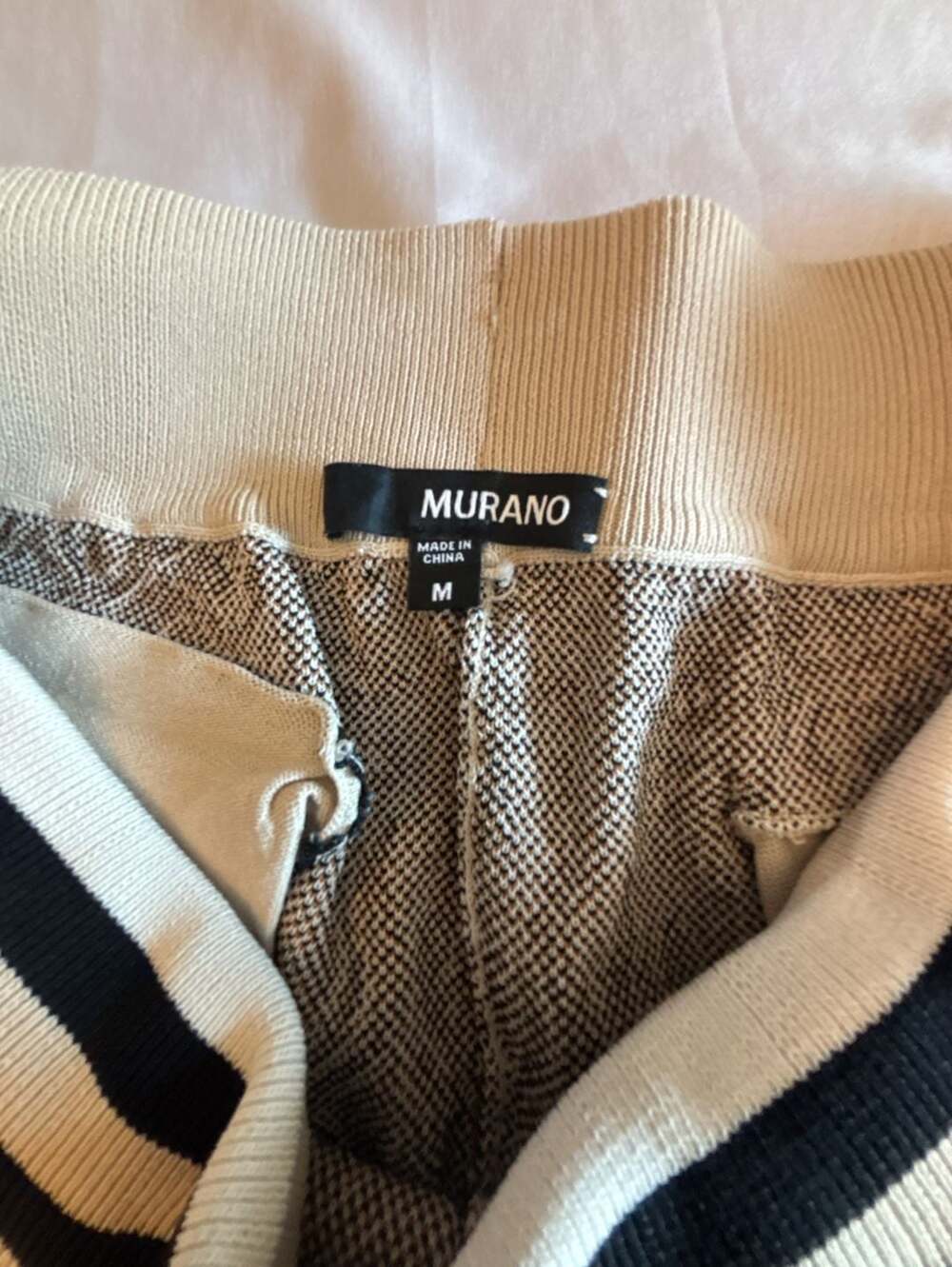 Murano Mens Knit Floral Pattern Drawstring Shorts Size M - Picture 3 of 5